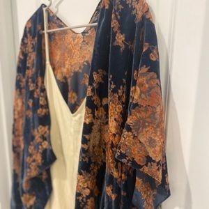 Floral Velvet Boutique Kimono